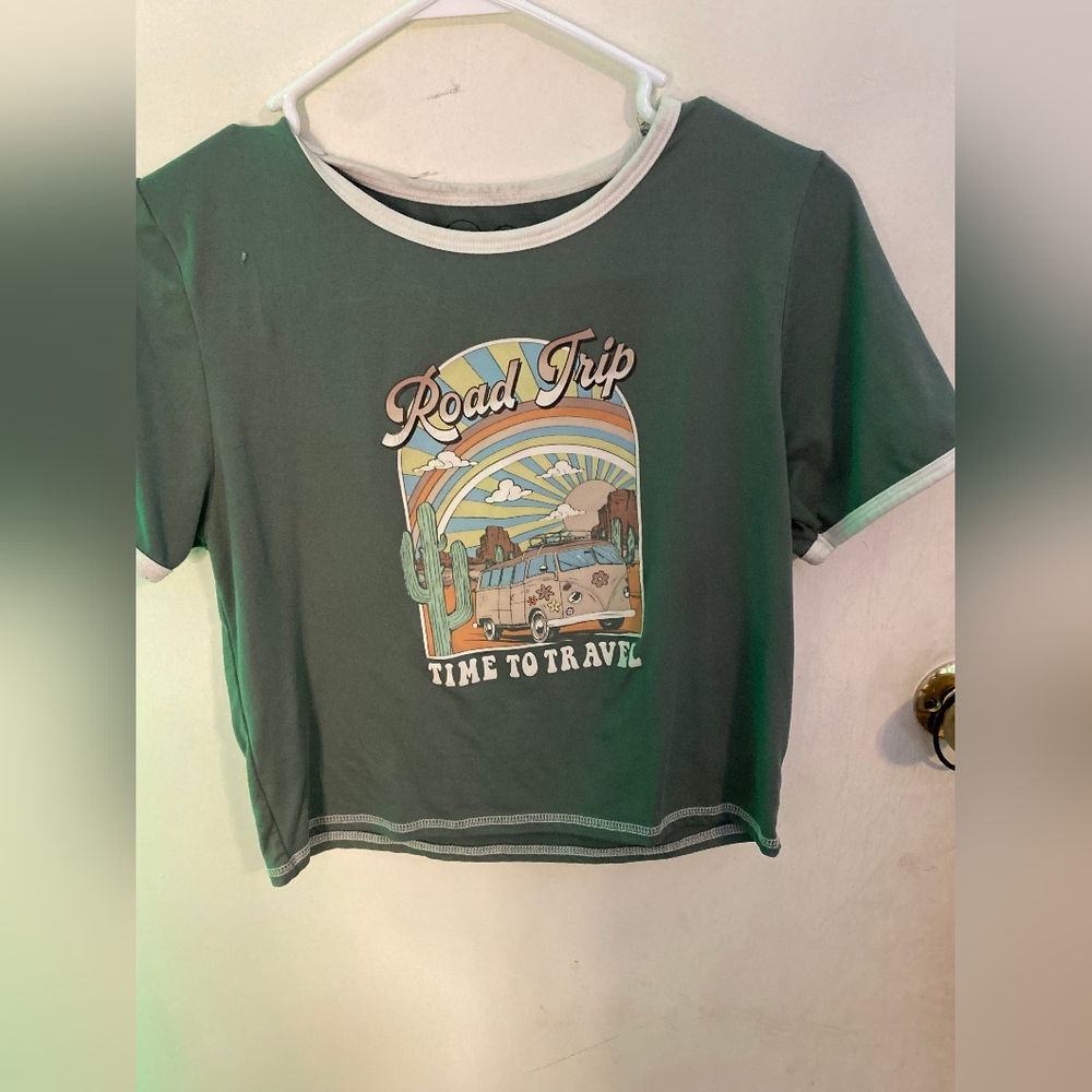 green graphic baby tee